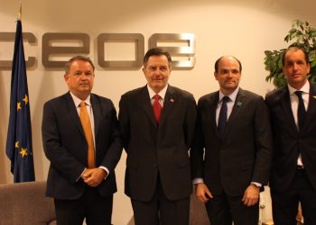 Narciso Casado (left) with the Chilean delegation / Photo: CEOE