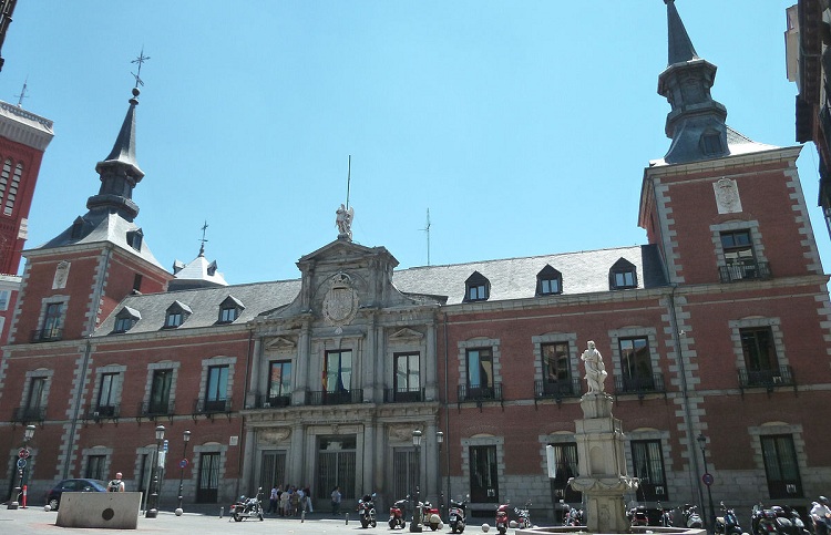 Palacio de Santa Cruz, sede del Ministerio.