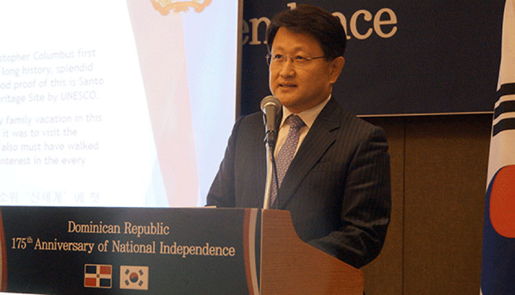 Ambassador Bahk Sahng-hoon.