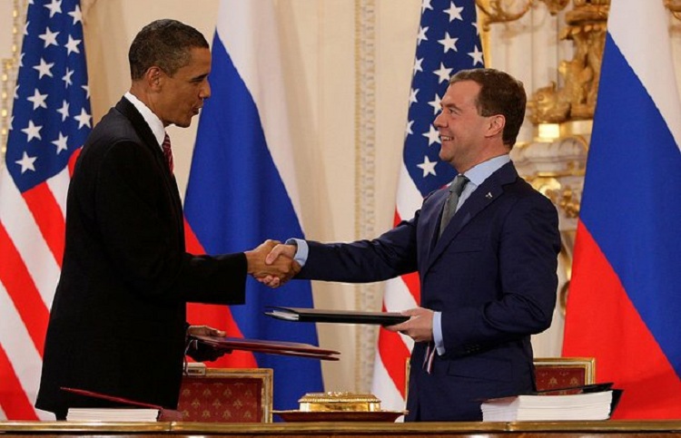 Obama and Medvedev after the signing of the treaty in 2010. / Photo: Kremlin