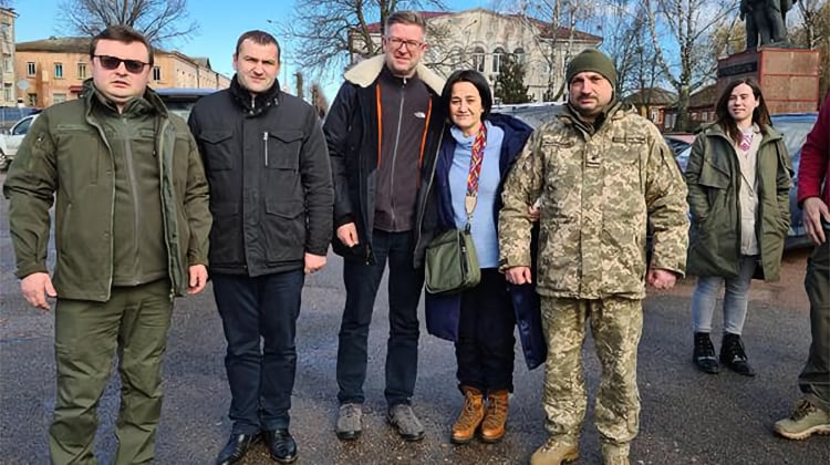 Silvia Cortes, on a recent visit to the border with Belarus / Photo: Embassy of Spain.