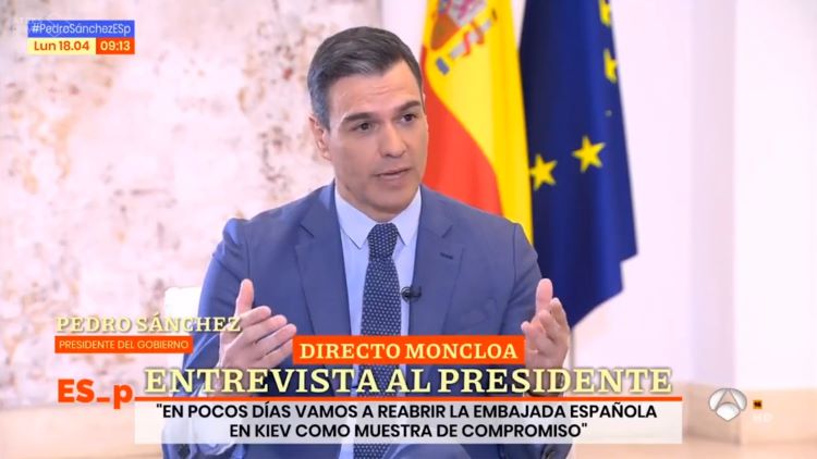 Toma de pantalla de la entrevista a Pedro Sánchez. / Foto: Antena 3/TD