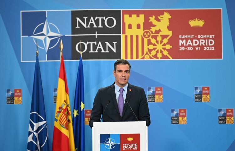 Pedro Sánchez's press conference at the end of the NATO Summit. / Photo: Pool Moncloa/Borja Puig de la Bellacasa
