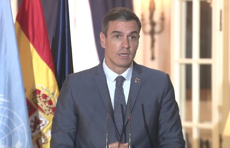 Pedro Sánchez durante la rueda de prensa. / Foto: Twitter Moncloa