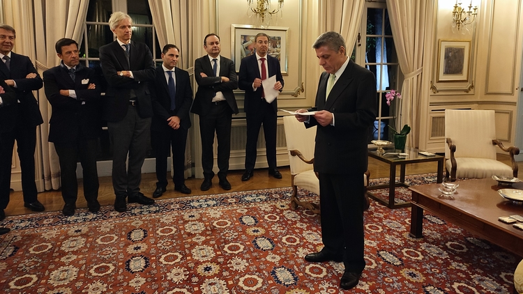 El embajador Ilias Fotopoulos, durante su intervención./ Fotos: Cortesía de la Embajada de Grecia