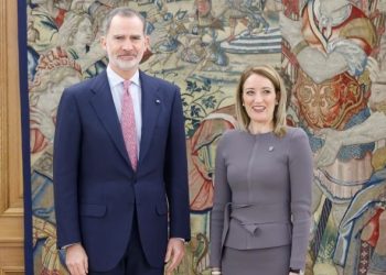 La presidenta de la Eurocámara con el Rey./ Foto: Casa de SM el Rey