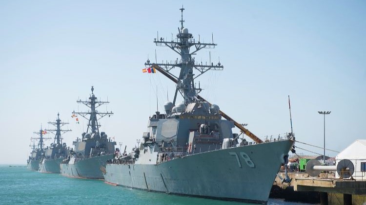 Los destructores USS Porter, USS Donald Cook, USS Carney y USS Ross. / Foto: U.S. Navy