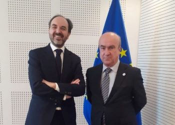 Marcos Alonso, embajador de España en la UE, y Mariano Jabonero. / Foto: OEI