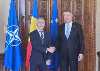 The Minister with the Romanian President. / Photo: Interior