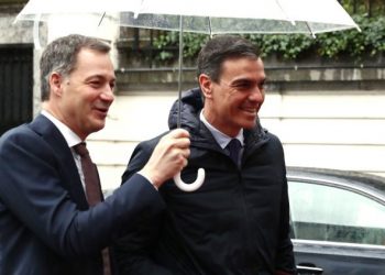 De Croo recibe a Sánchez en la residencia del primer ministro belga. / Foto: Pool Moncloa/Fernando Calvo