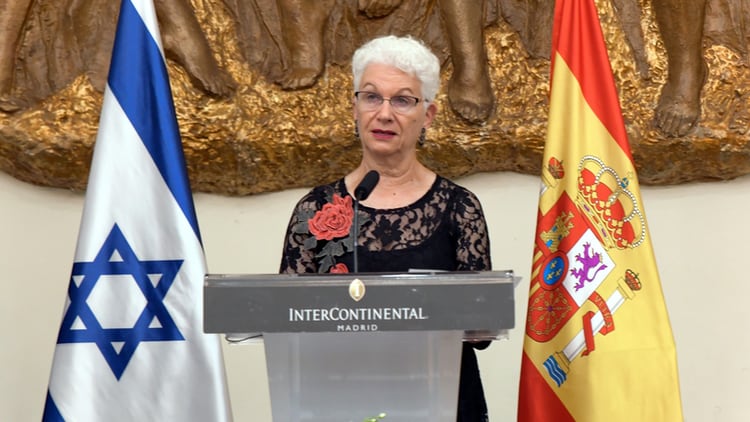 La embajadora israelí, durante su discurso./ Fotos: Cortesía de la Embajada de Israel