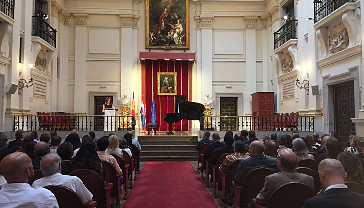 La recepción tuvo lugar en el majestuoso Salón de Actos de la Real Academia de Bellas Artes de San Fernando. /Fotos: Embajada de Croacia.