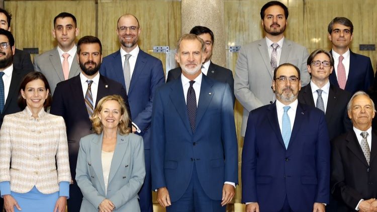 Audiencia del Rey a Calviño y a los miembros y ministros del CAF. / Foto: Casa Real