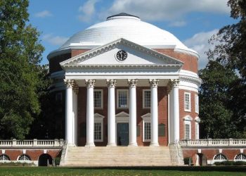 Biblioteca de la Universidad de Virginia. / Foto: Aaron Josephson//commons.wikimedia.org.