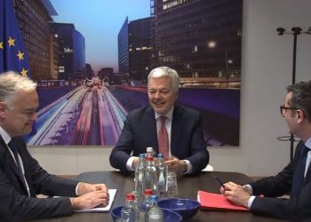 Reynders, Bolaños y González Pons en Bruselas. / Foto: Comisión Europea